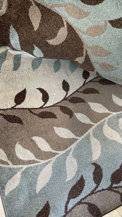 Rug - Excellent Condition 