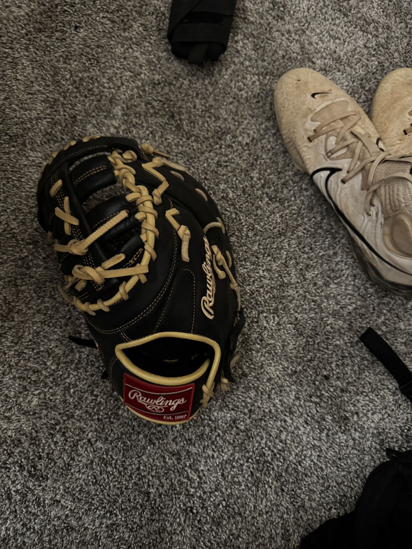 Rawlings 13’ GG Elite Series First Base Mitt (Left Hand Throw)