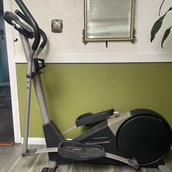 Proform cardio cross trainer 800 /a Trimline 1100 treadmill