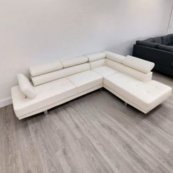 Modern White Sectional W/Adjustable Headrest
