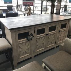 Rustic tv stand brand new