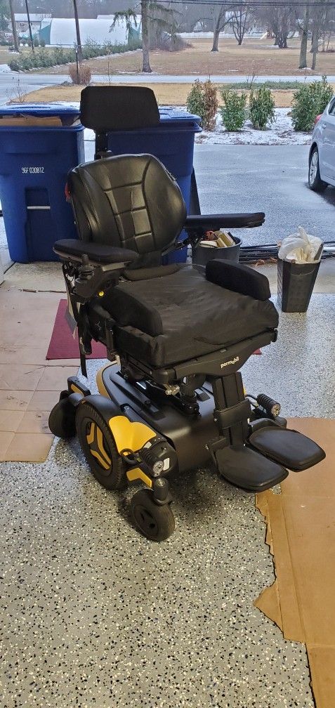 NEW Electric Wheelchair PERMOBIL M3