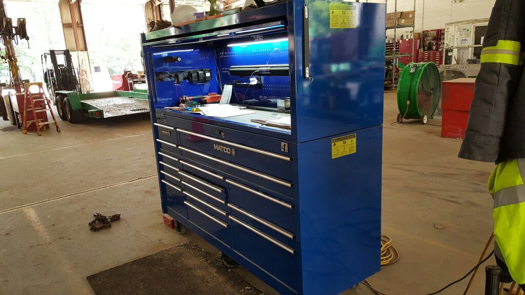 Matco 4s tool box with hutch ,led light sound bar for Sale in Clayton