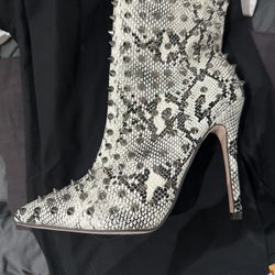 Heel Boots