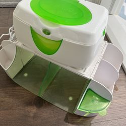 Munchkin Diaper Organizer ,wipes Warmer Set