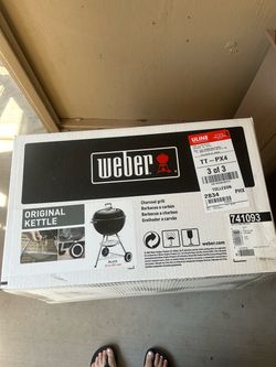 Weber 22 inch new in box
