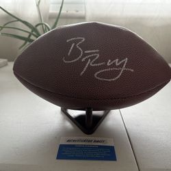 BEN ROETHLISBERGER SIGNED PITTSBURGH STEELERS AUTOGRAPHED FOOTBALL w/COA - 643