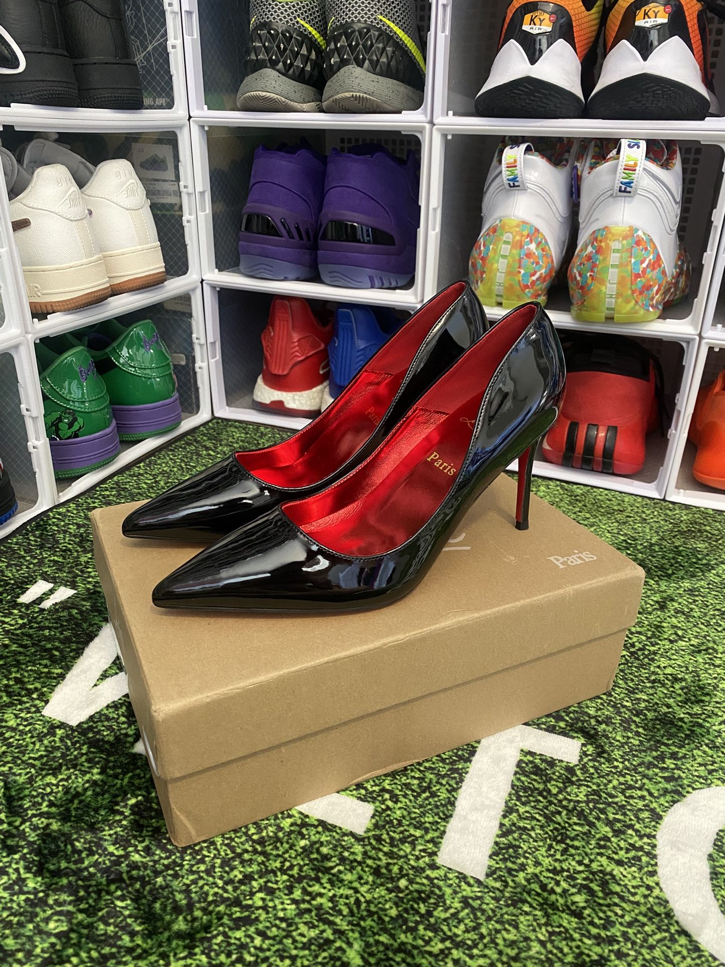 Women’s Heels Red Soles Size 8