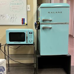 Galanz Mini Fridge / Microwave 