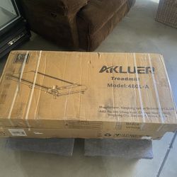 Akluer Treadmill With Incline And Remote Control New