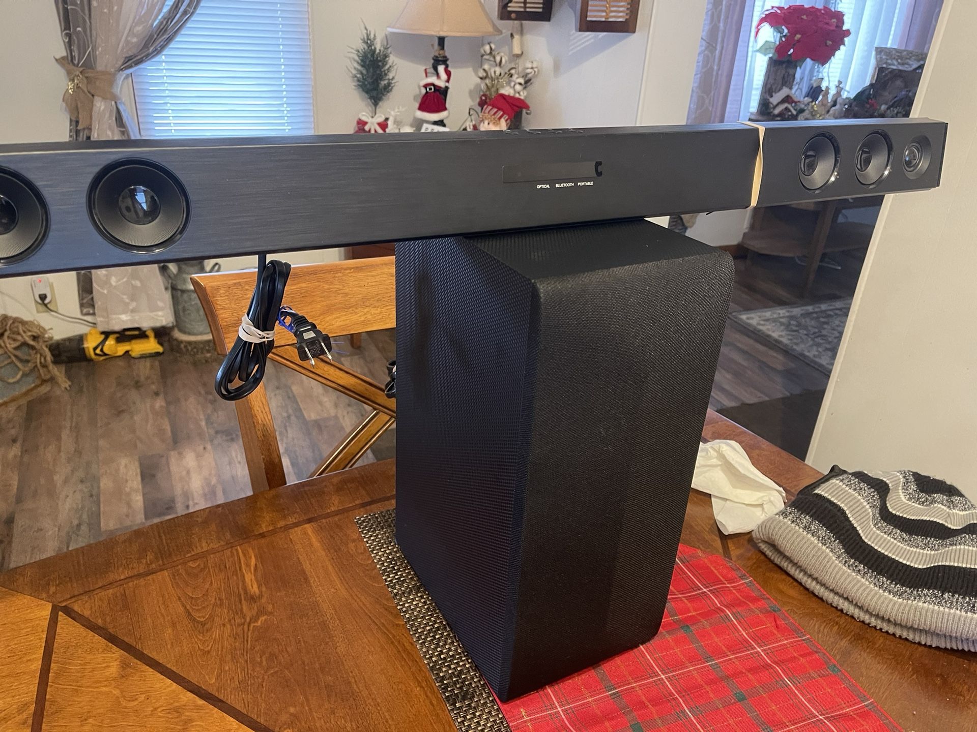 LG sound Bar W/wireless Subwoofer