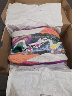 Kyrie Irving Nike shoes