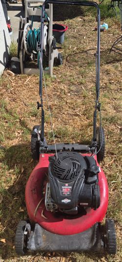 Lawn mower Yard machine ex550 140cc