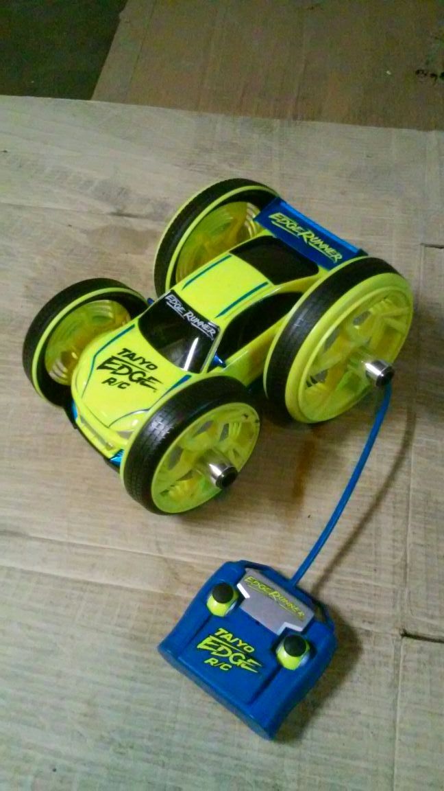 Taiyo Edge rc. Edge Runner car