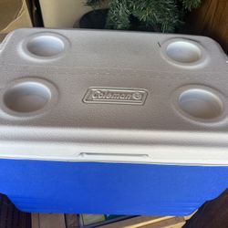 Coleman ICE Chest