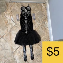 Women’s Skeleton Halloween Costume (SELLING FOR $5)