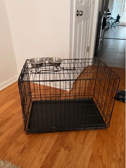 Medium crate and bowls