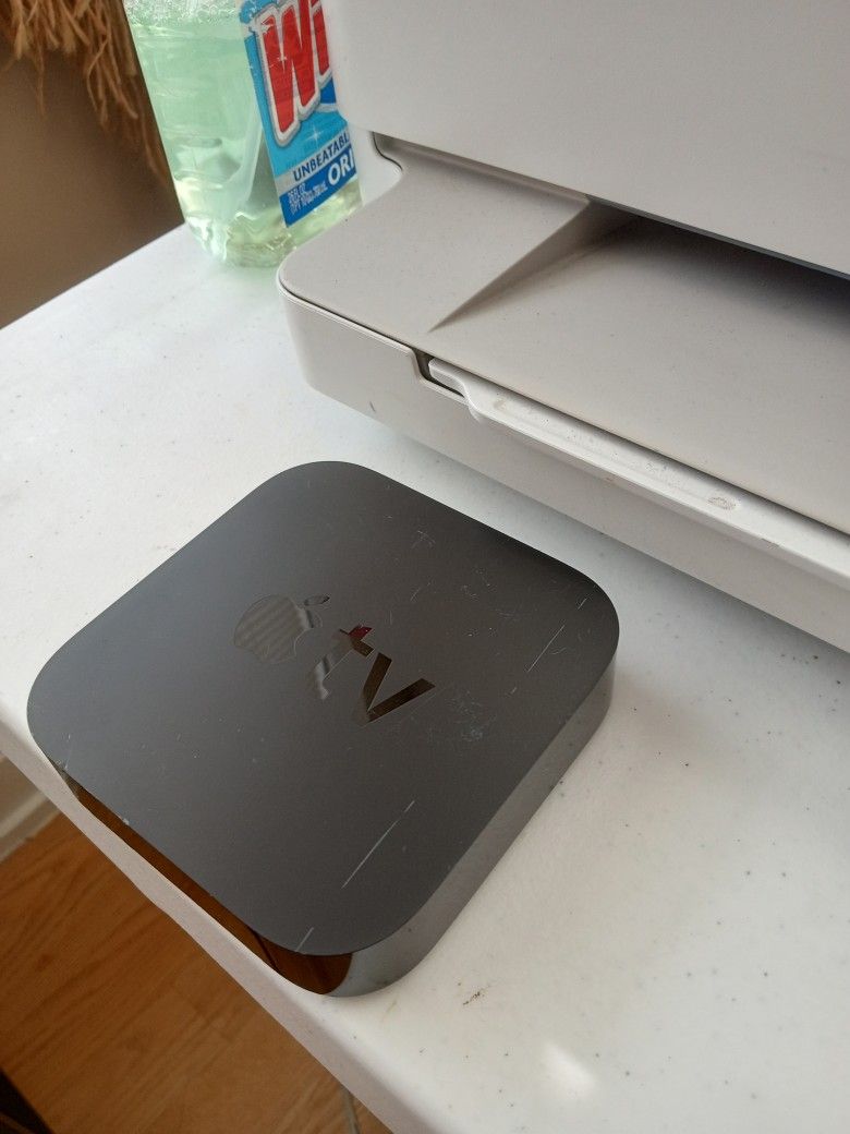 Apple TV Box Used Works Fine