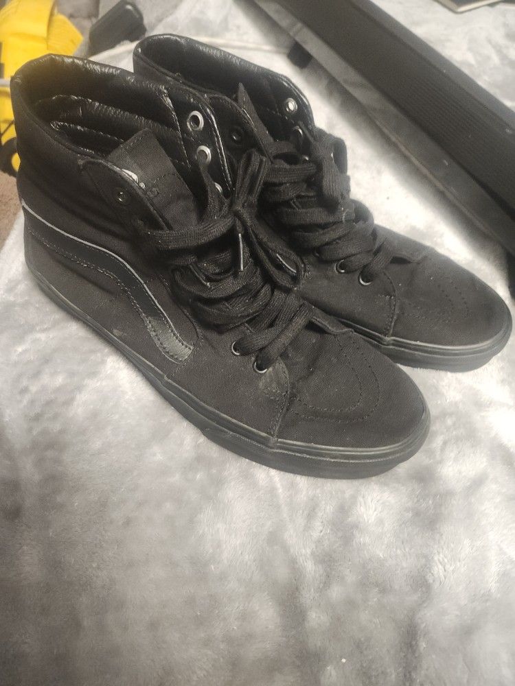 Men's 10.5 High Top Vans