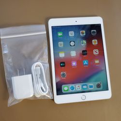 Apple iPad Mini 3 - Wifi - Like New 