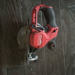 Milwaukee 12v Circular Saw