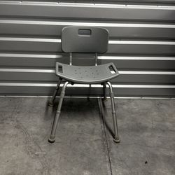 Drive Medical RTL12202KDR bath chair with back