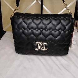 Beautiful Black  Heart  JUICY COUTURE Handbag. $ 35