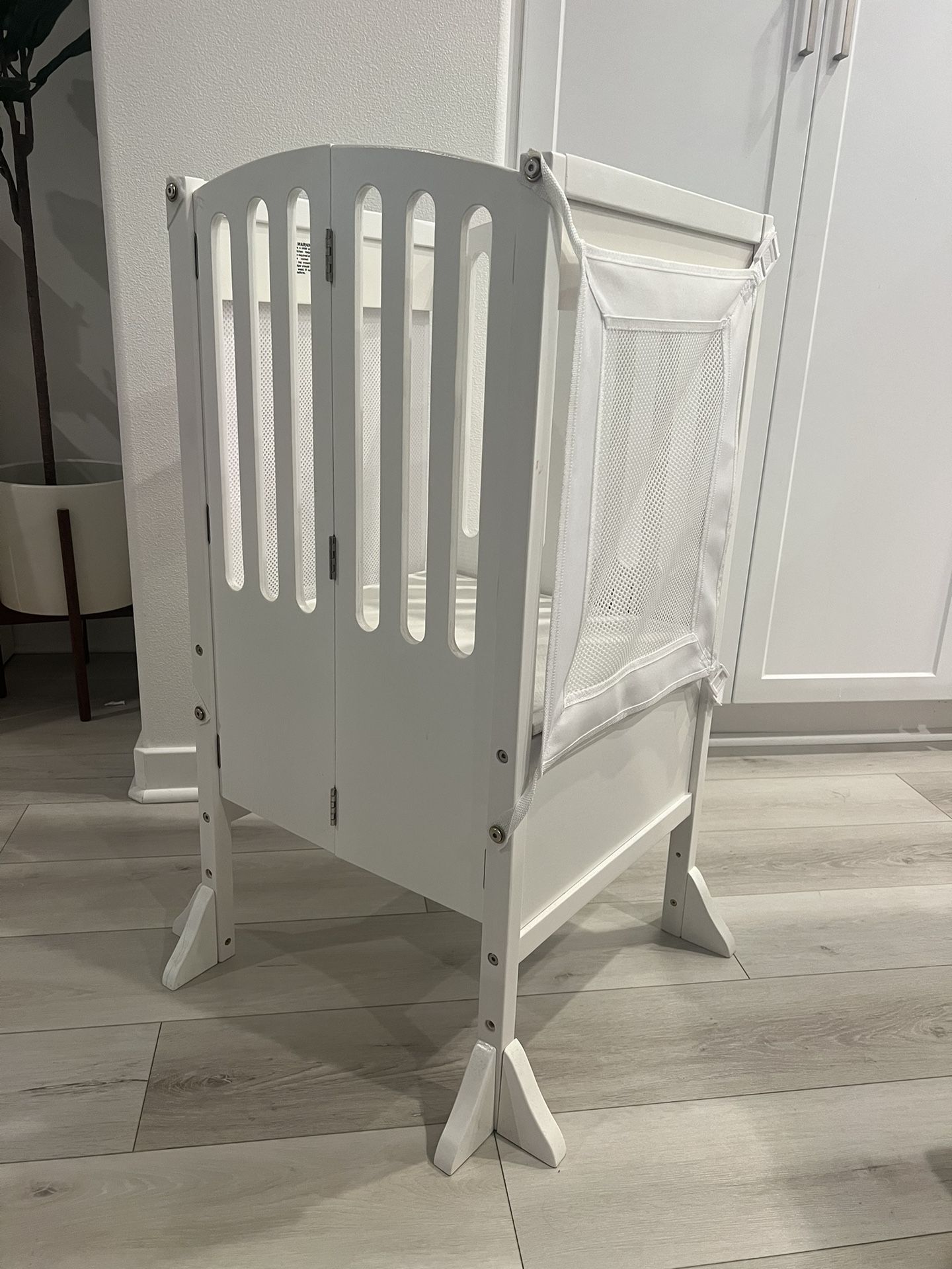 Guidecraft Kitchen Helper Toddler Tower Step Stool