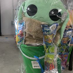 Canastas De Verano Para Festejar a nuestr@s pequeñ@s del hogar 🏡  Para festejar a nuestr@s príncipes y princesas