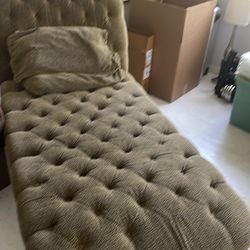 Treasures brand chaise lounge
