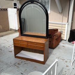 2 Cabinet Mirror Dresser/Vanity
