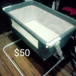 Foldable Bassinet 