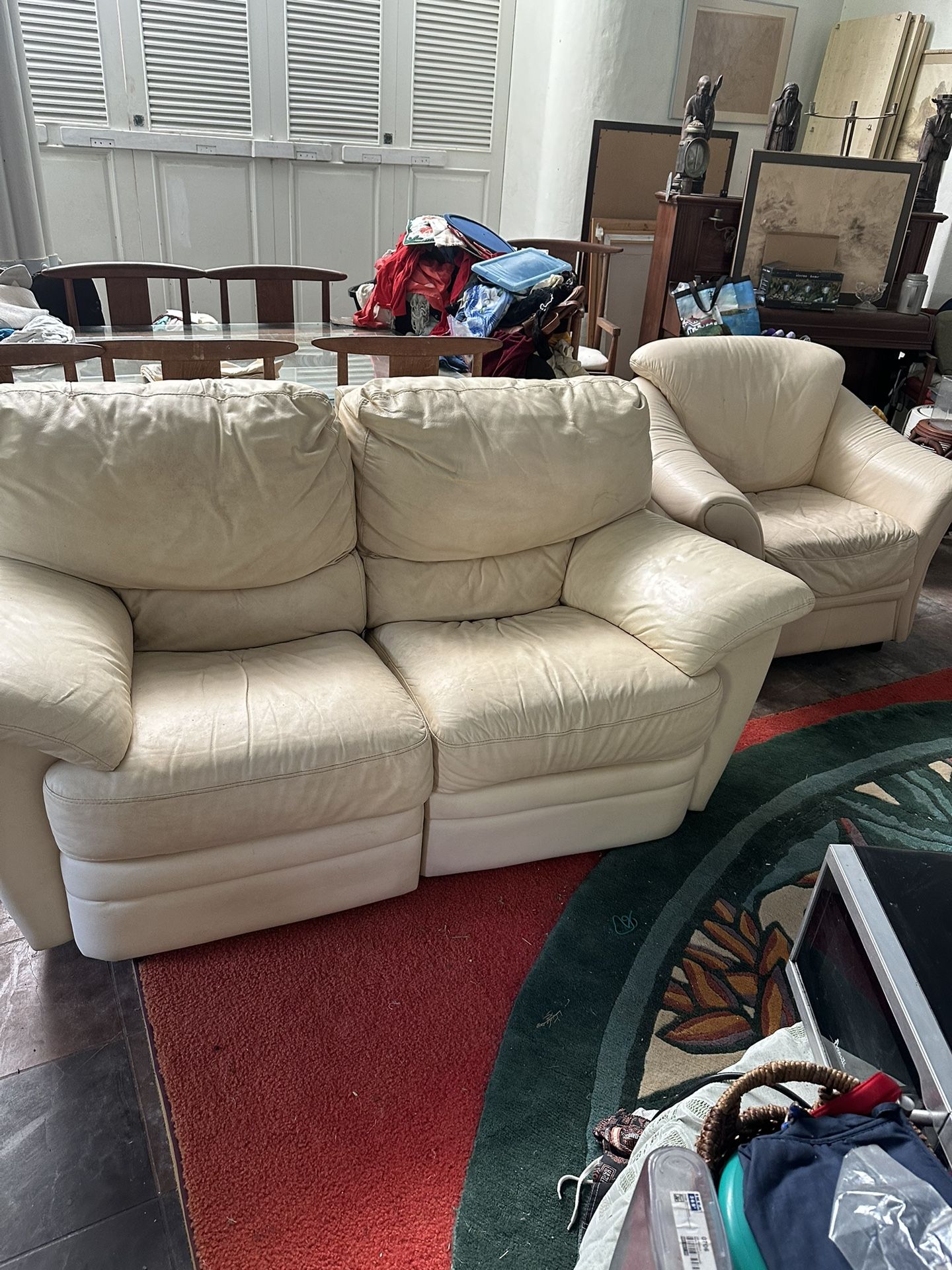 Couch And Large Chair - Located In Nuuanu