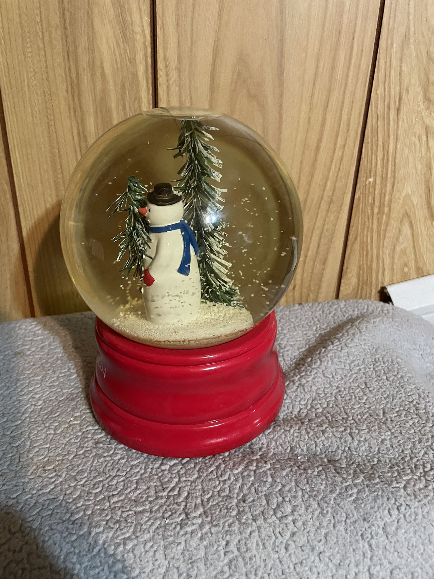 Vintage 2004 Snowman Snow Globe With Music