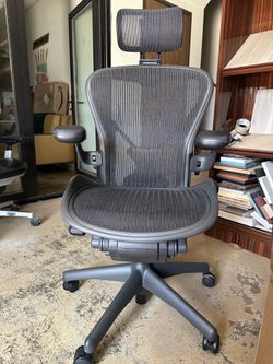 New condition size B aeron chairs fully adjustable