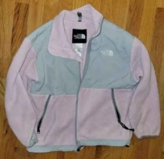 (2) Used NorthFace Size Medium Fleece Jackets