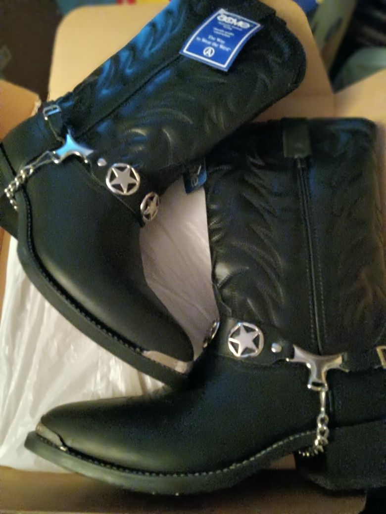 New Leather Boots Sz 11