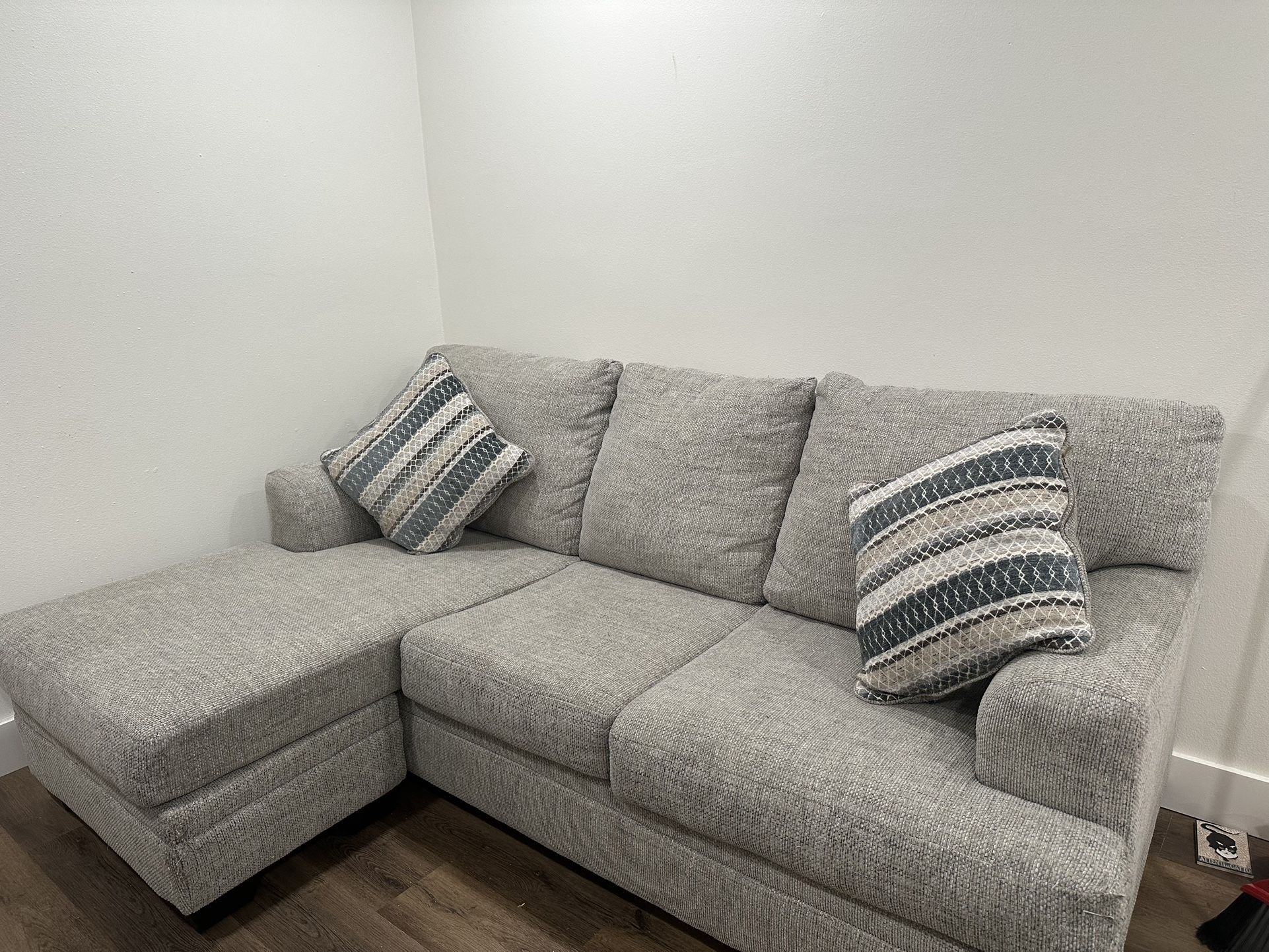Sectional Sofa