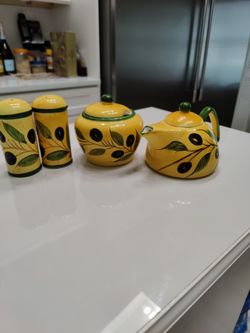 Coffee And Cream Set With Salt And Pepper Shakers Located In Palm Beach Gardens 