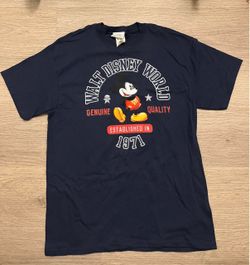 Walt Disney World Mickey Mouse Graphic T-Shirt Size Medium