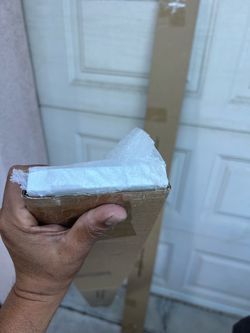 White backsplash for a 60” vanity