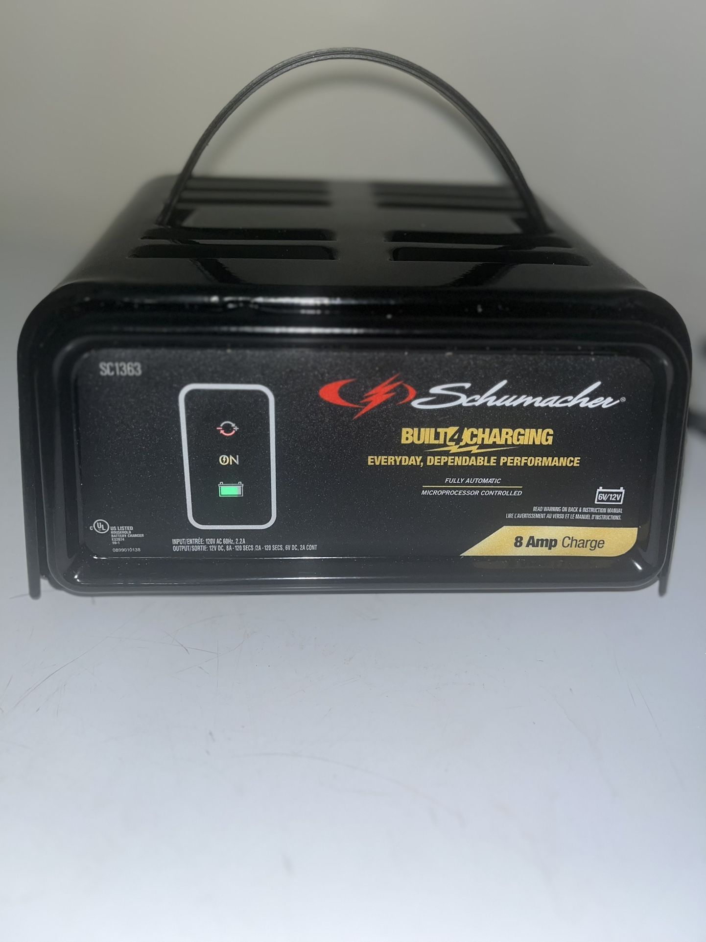 Schumacher Electric 8-Amp 6/12-Volt Car Battery Charger