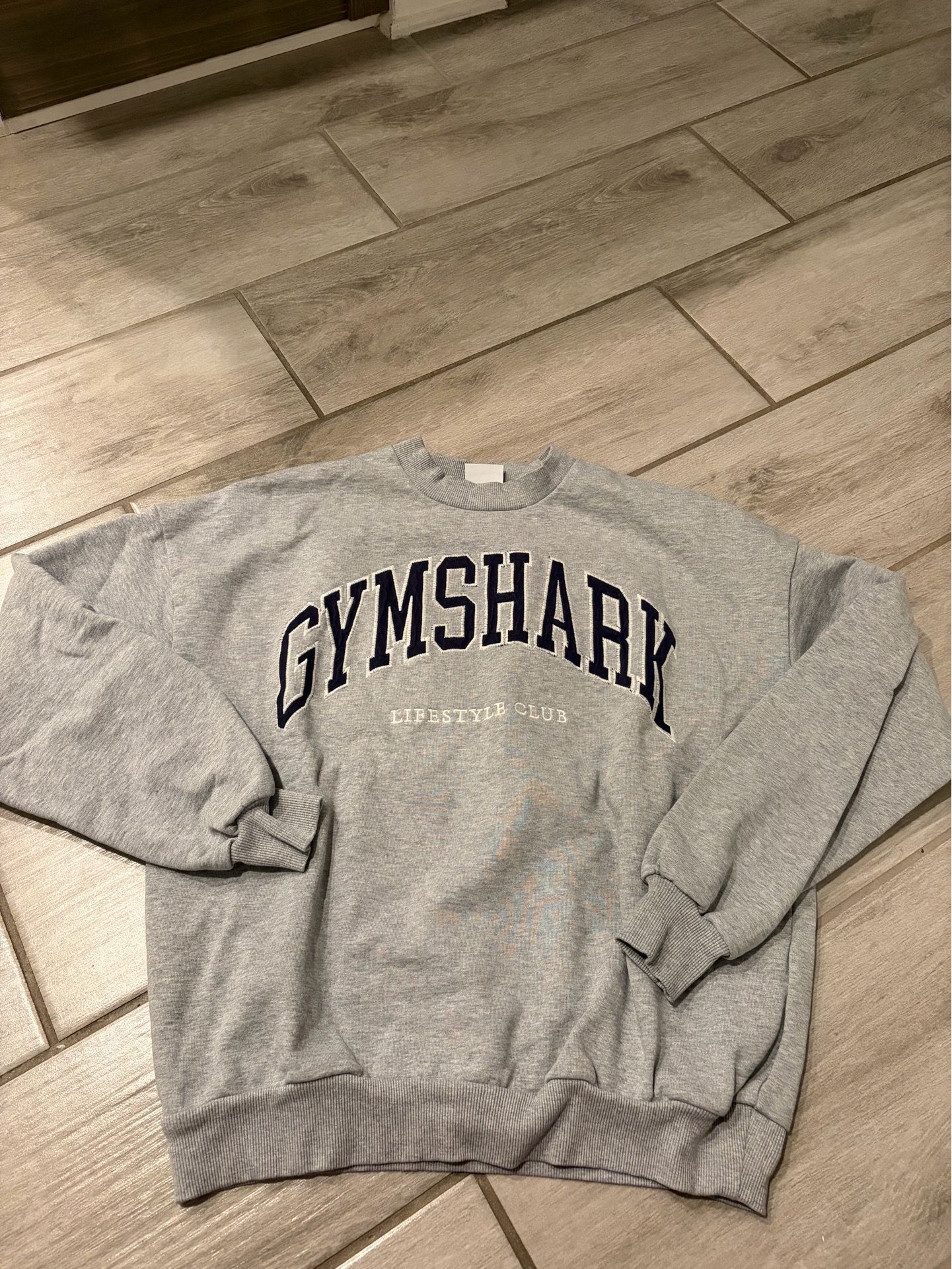 Gymshark Women’s Collegiate Graphic Crew Neck Pullover Light Grey Size XS NEW
