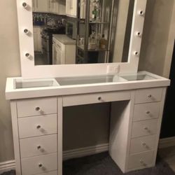 Vanity Set