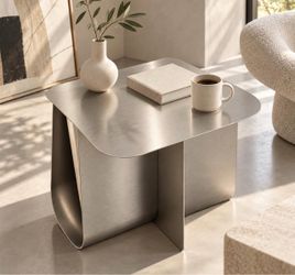 Stainless Steel Side Table, Modern Silver End Table, Fully Assembled Sculptural Curved Design, One-Piece Metal Construction, Compact Accent for Sofas,