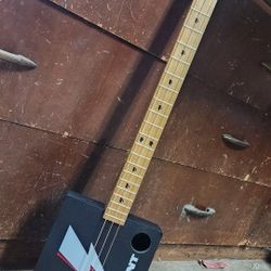 Cigar Box Guitar