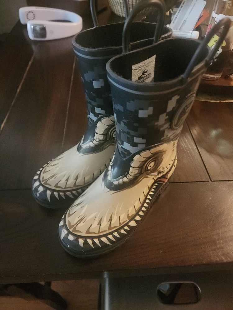 Kids Rain Boots Size 12