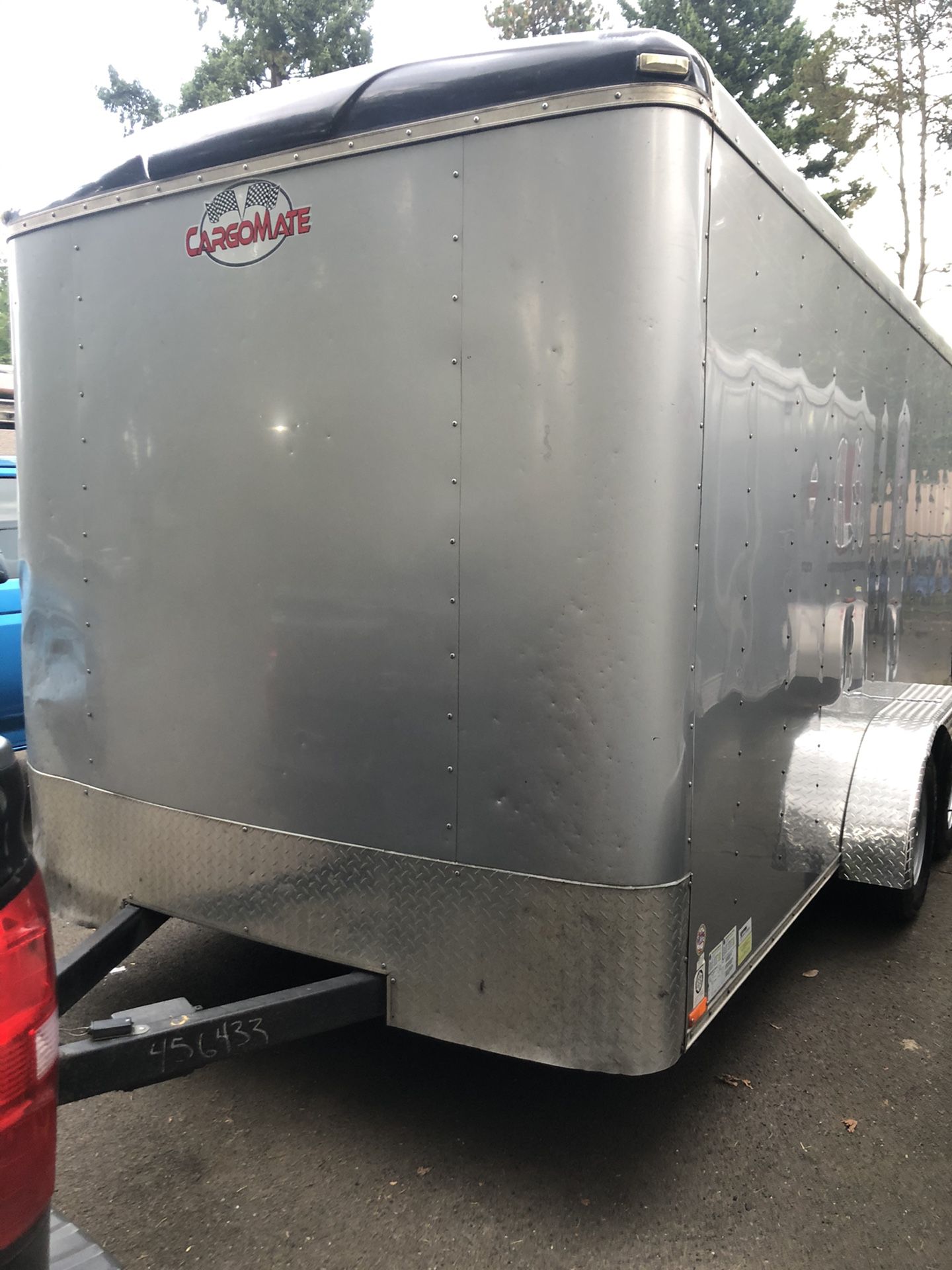 2016 cargo mate enclosed trailer 7x14x7’ height extra tall