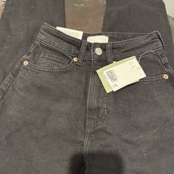 H&M women’s Black Jeans size 0