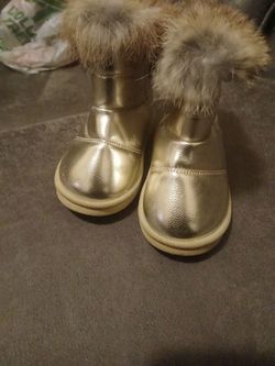 Gold Metallic Fur-Trim Kids Boots